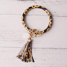 Load image into Gallery viewer, 2019 New PU Leather O Key Chain Custom Circle Cute Same Color Tassel Wristlet Keychain Wholesale Women Girls 11Colors Keychain