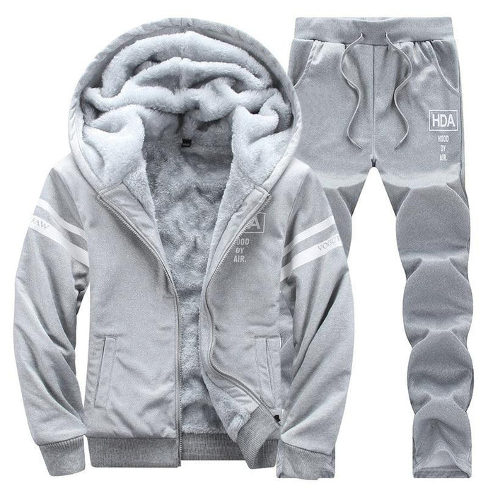 Causal Tracksuits Men Set hooded Thicken Fleece Hoodies + Sweatpant 2019 Winter Spring Sweatshirt Sportswear Male Letter Print